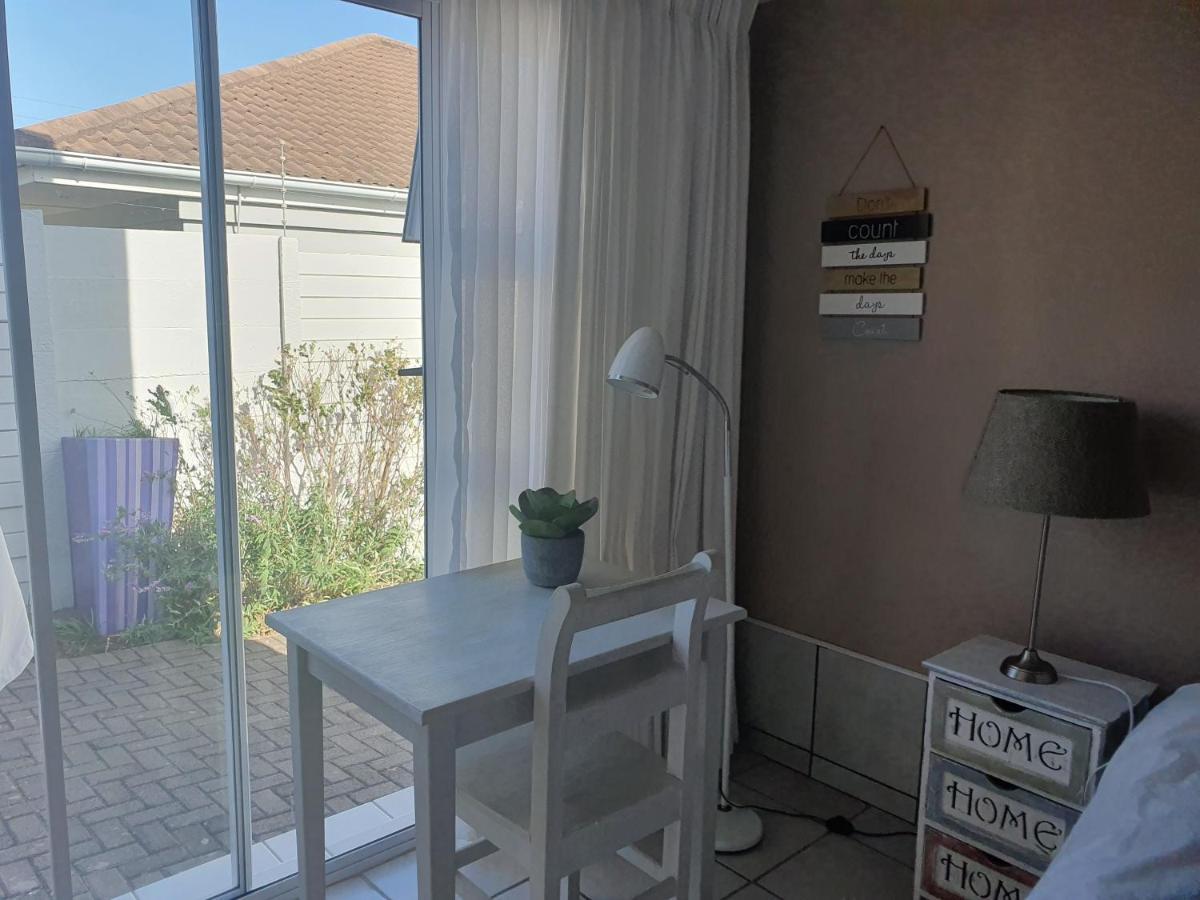 איסט לונדון Nahoon Bed & Breakfast מראה חיצוני תמונה